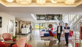 https://www.accorhotels.com/6660