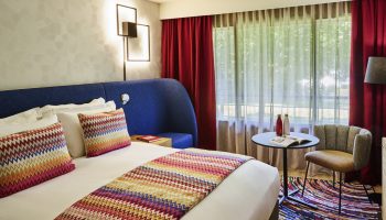 https://all.accor.com/6660